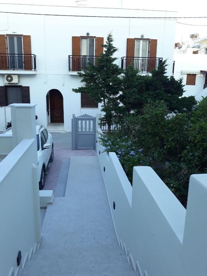 Downtown Holiday Home Naxos City 外观 照片